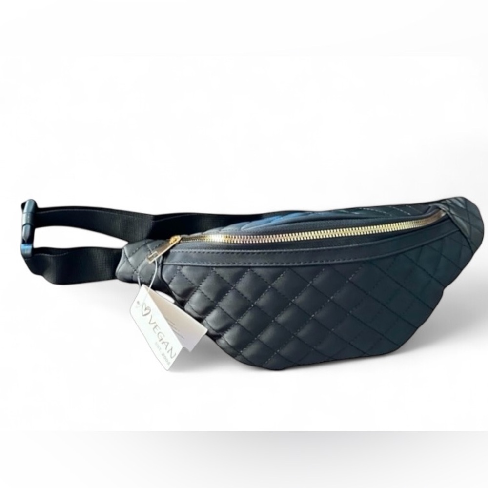 ✨ Black Quilted Vegan Fanny Pack / Belt Bag NWT – Gold Zip ✨